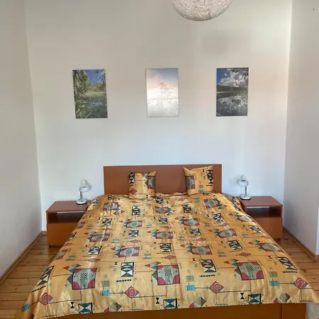 Apartment Obora V Podbezdezi *