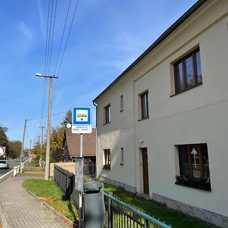 Apartman Obora V Podbezdezi Doksy